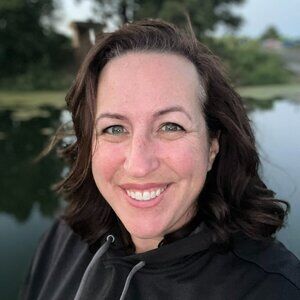 Meet your Posher, Cara